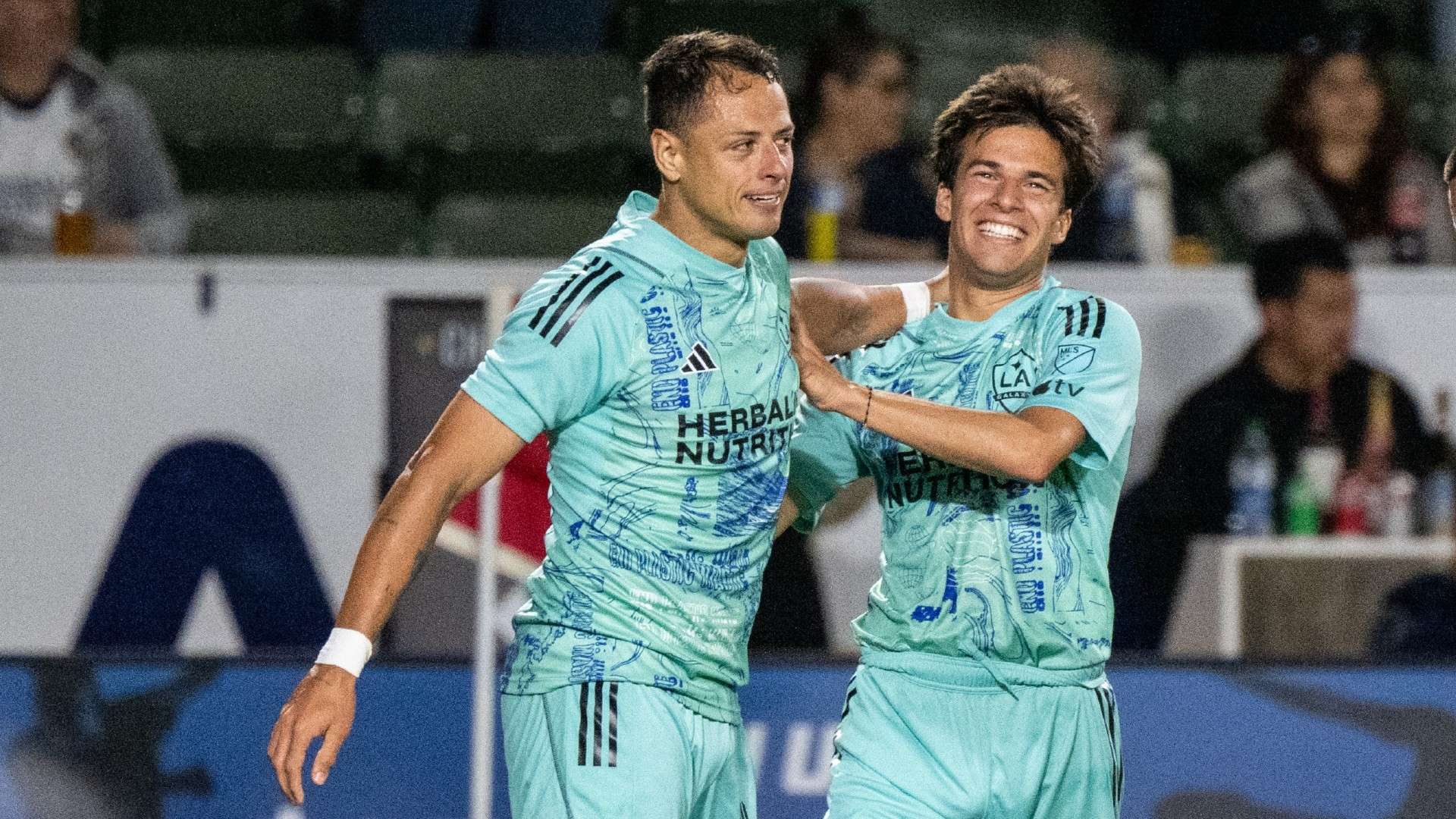 西甲最新积分榜揭晓 皇马稳居榜首 巴萨第三追赶中